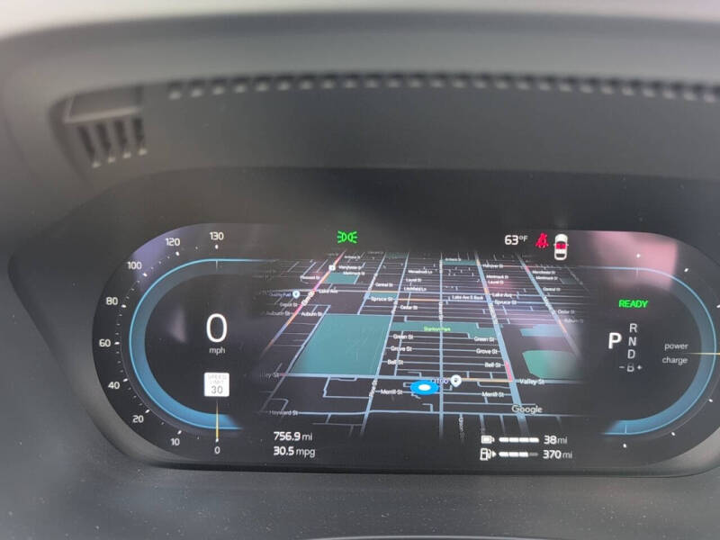 2025 Volvo XC60 T8 Plus Dark Theme