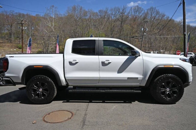 2023 GMC Canyon Elevation