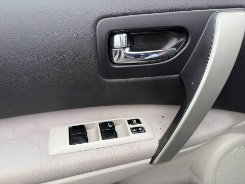 2011 Nissan Rogue S