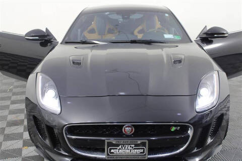 2016 Jaguar F-TYPE R