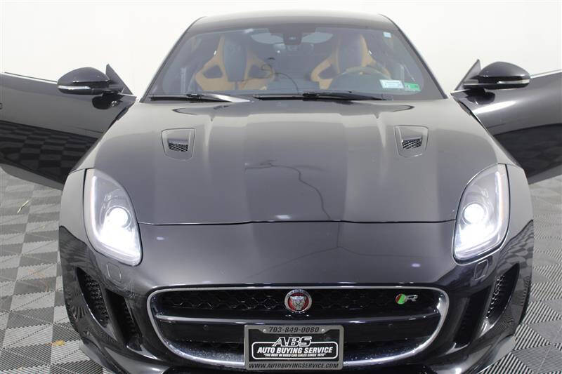 2016 Jaguar F-TYPE R