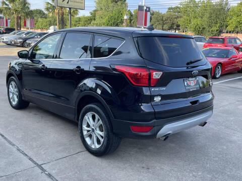 2019 Ford Escape SE