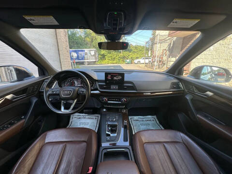 2019 Audi Q5 quattro Premium 45 TFSI