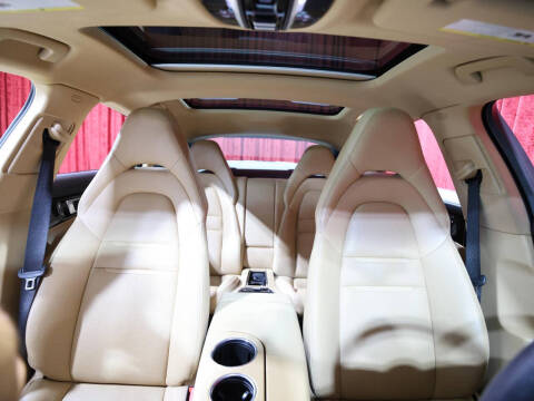 2018 Porsche Panamera