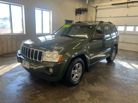 2006 Jeep Grand Cherokee for sale at Sand's Auto Sales in Cambridge MN