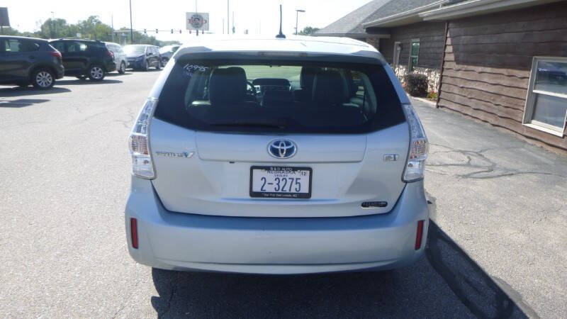 2012 Toyota Prius v