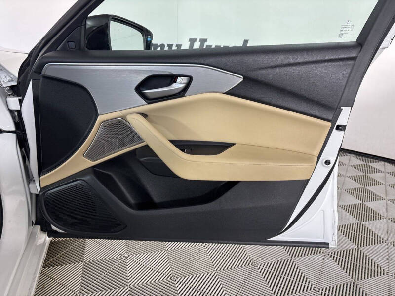 2025 Acura TLX w/Tech