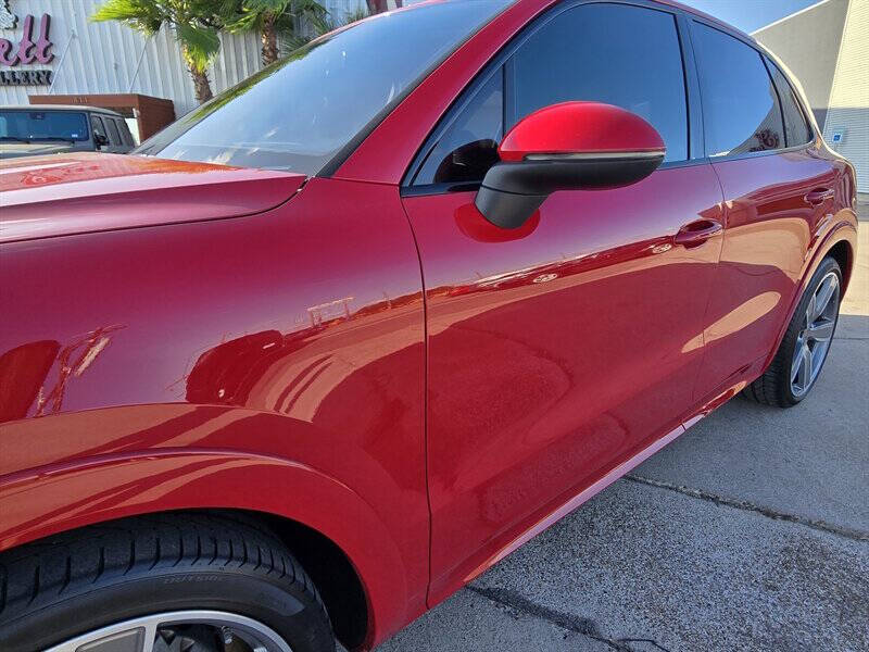 2022 Porsche Cayenne S