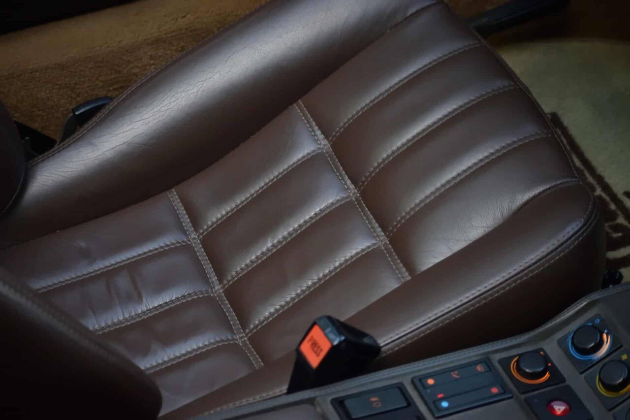 1986 Ferrari 328 54