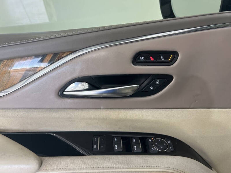 2021 Cadillac Escalade ESV Premium Luxury Platinum