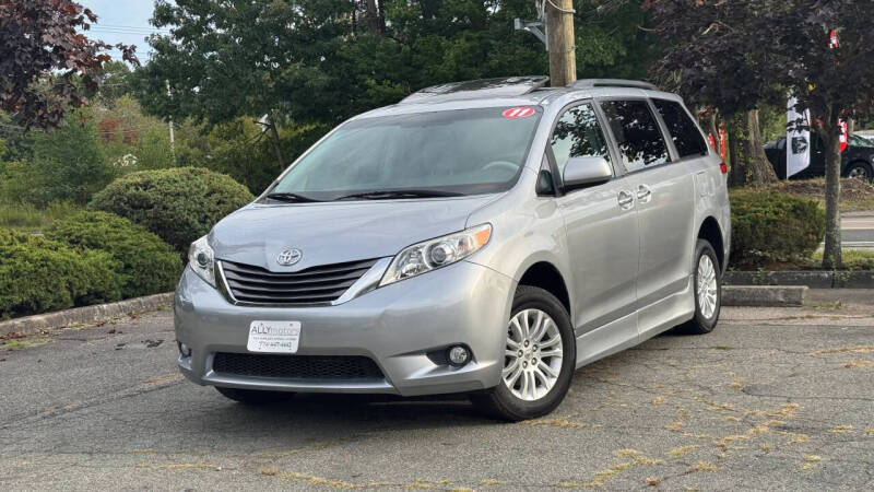 2011 Toyota Sienna