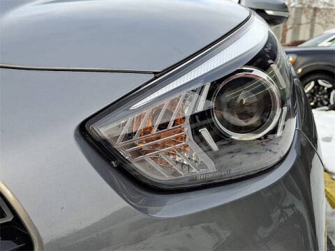 2022 Kia Niro Touring Special Edition