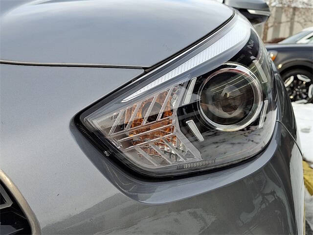 2022 Kia Niro Touring Special Edition