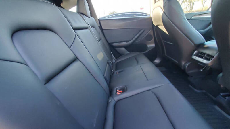 2024 Tesla Model Y Performance