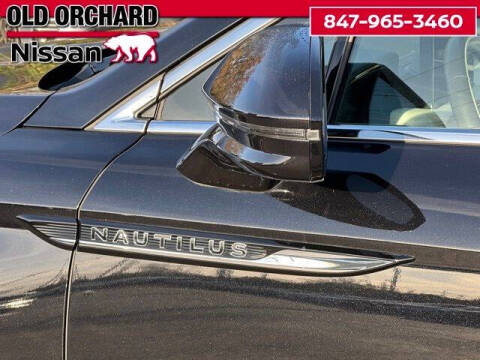 2022 Lincoln Nautilus Black Label