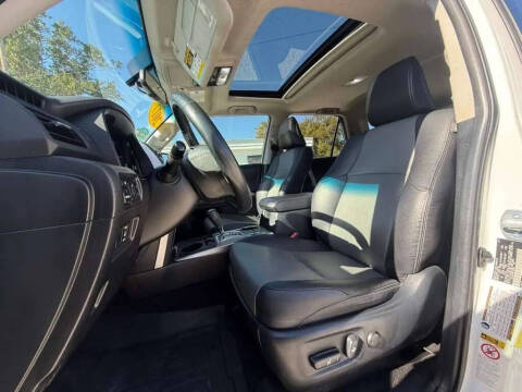 2017 Toyota 4Runner SR5 Premium