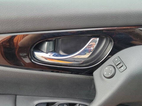 2022 Nissan Rogue Sport SL