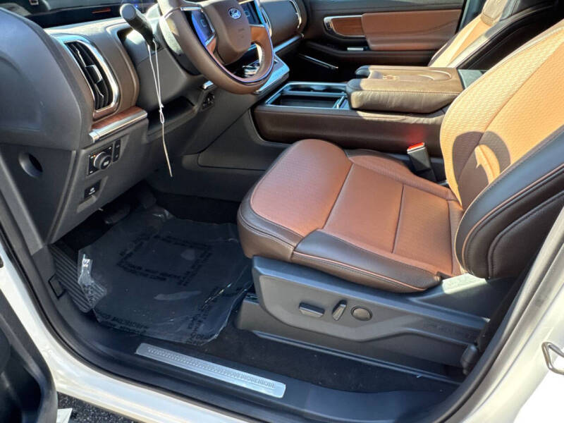 2025 Ford Expedition MAX King Ranch