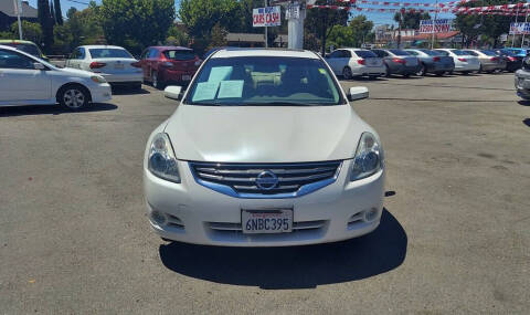 2010 Nissan Altima for sale at EXPRESS CREDIT MOTORS in San Jose CA