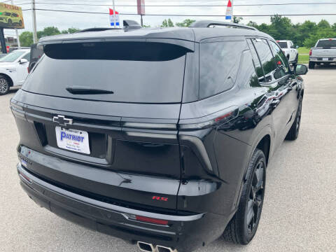 2025 Chevrolet Traverse RS