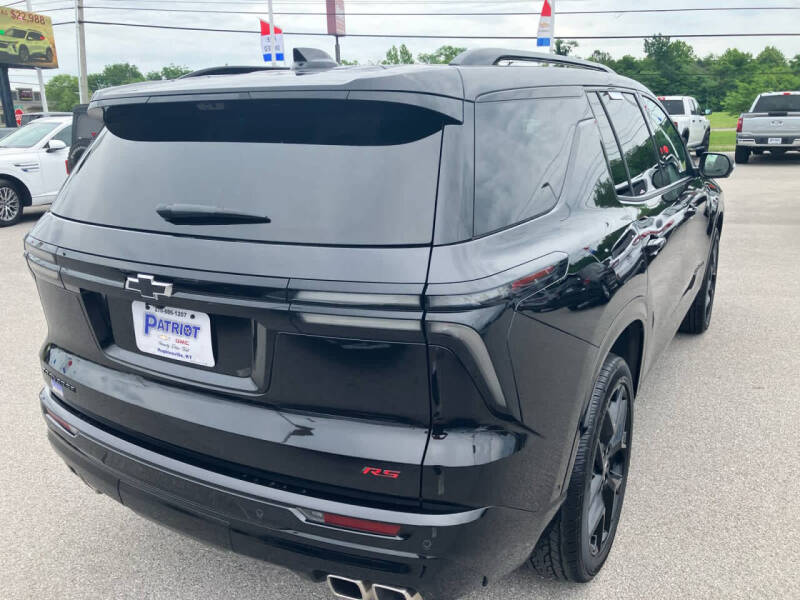 2025 Chevrolet Traverse RS