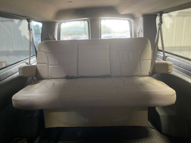 2017 Chevrolet Express LT 3500