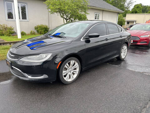 2016 Chrysler 200 for sale at McCully's Automotive in Benton KY