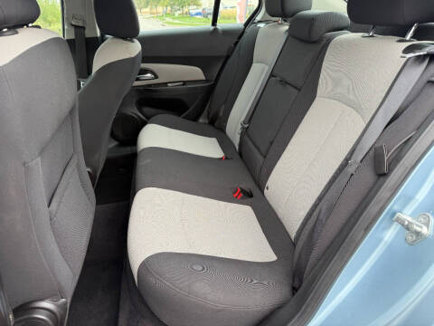 2011 Chevrolet Cruze LS