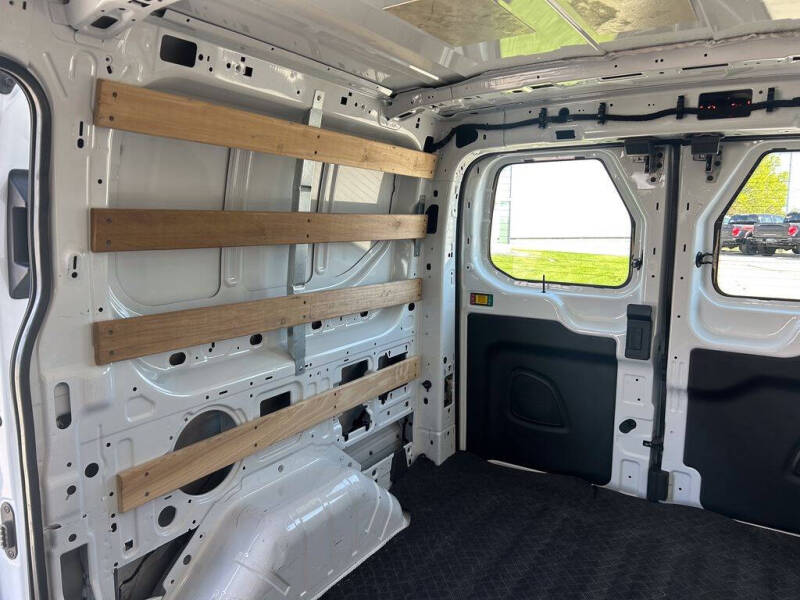 2025 Ford Transit