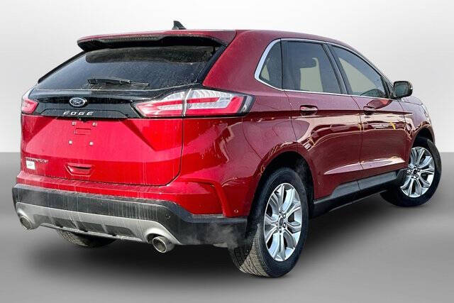 2021 Ford Edge Titanium