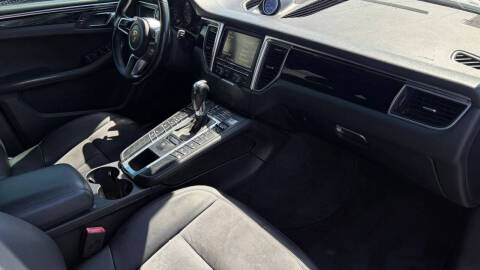2016 Porsche Macan S