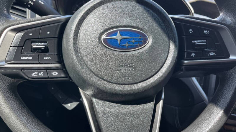 2019 Subaru Impreza 2.0i