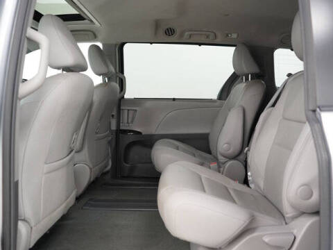 2016 Toyota Sienna