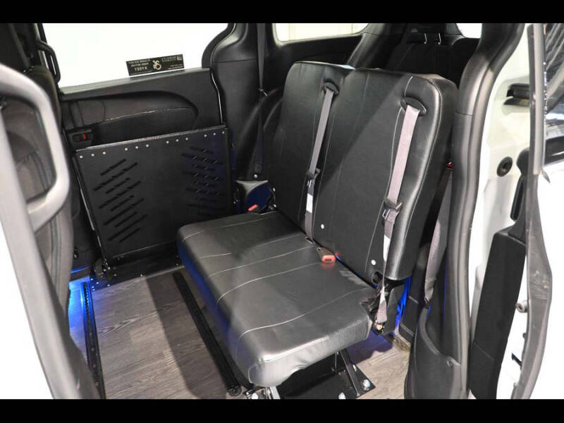 2024 Chrysler Pacifica Touring