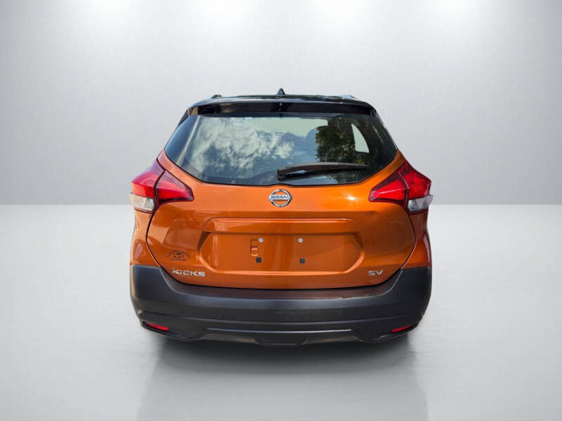 2019 Nissan Kicks S