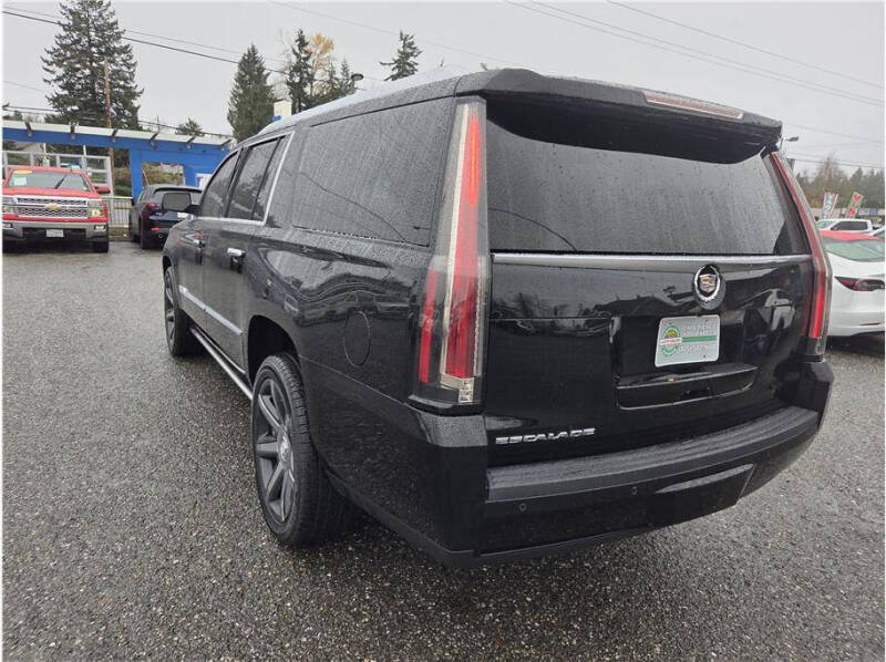 2015 Cadillac Escalade ESV Premium