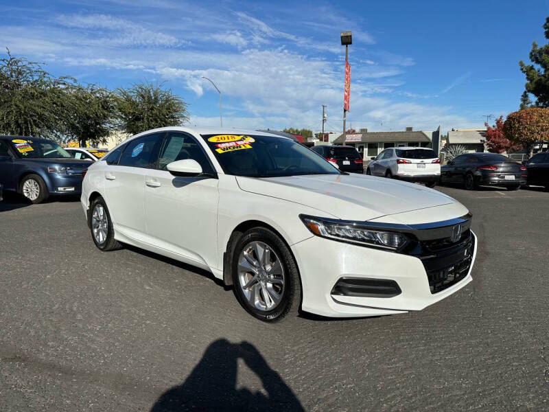 2018 Honda Accord LX photo 2