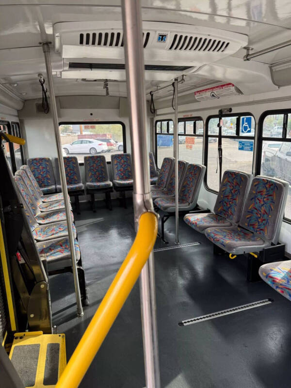 2013 Ford E-Series E-450 SD