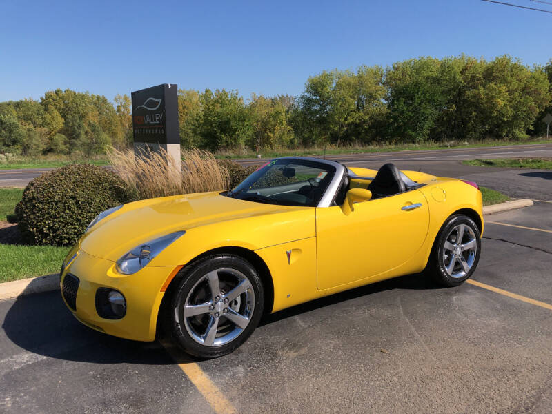 2007 Pontiac Solstice for sale at Fox Valley Motorworks in Lake In The Hills IL