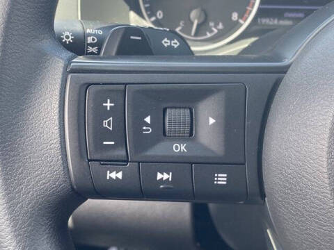 2025 Nissan Pathfinder S