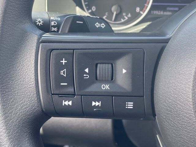 2025 Nissan Pathfinder S