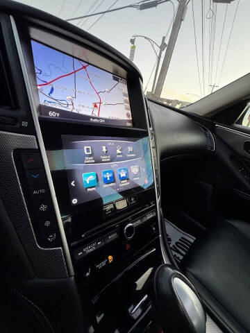 2015 Infiniti Q50 Premium