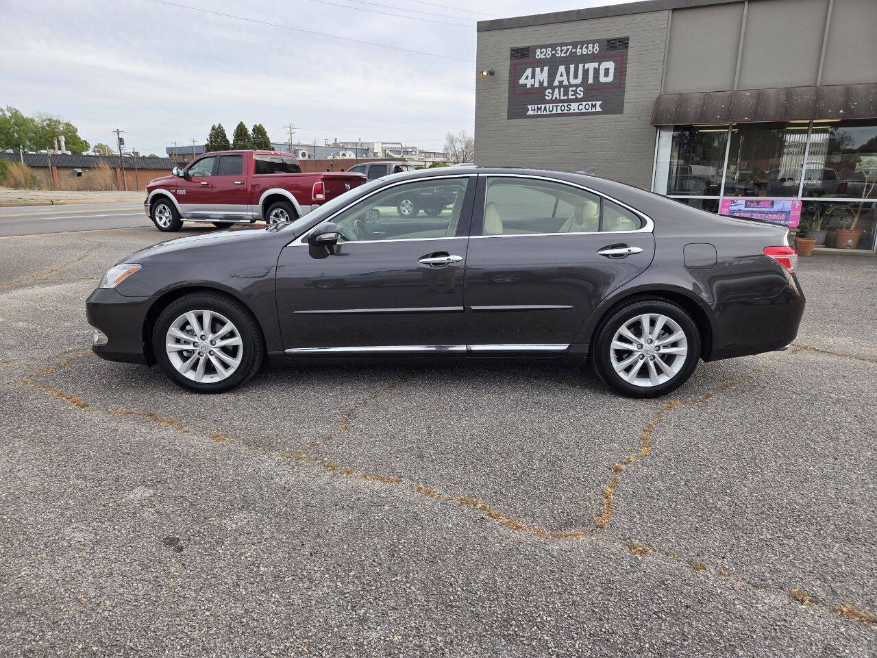 Gray 2012 Lexus ES 350 Base 4dr Sedan 1