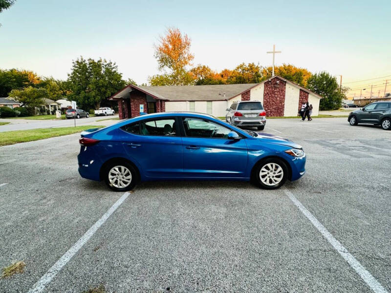 2017 Hyundai Elantra