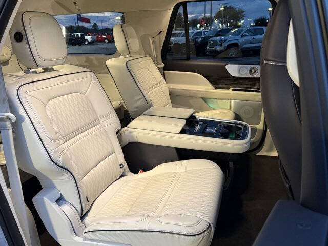 2020 Lincoln Navigator L Black Label