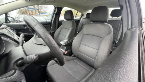 2017 Chevrolet Cruze LS Auto