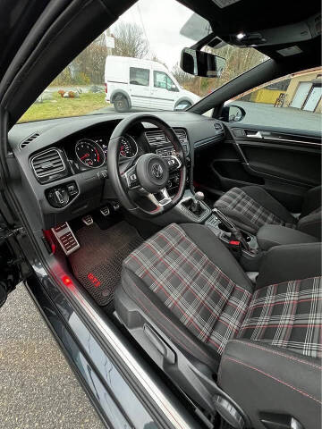 2016 Volkswagen Golf GTI S