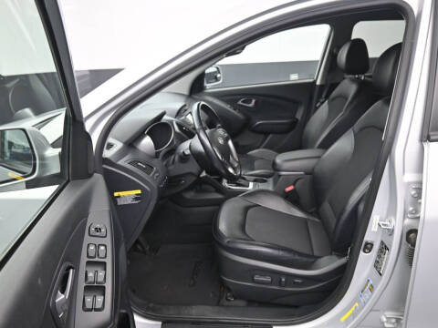 2015 Hyundai Tucson SE