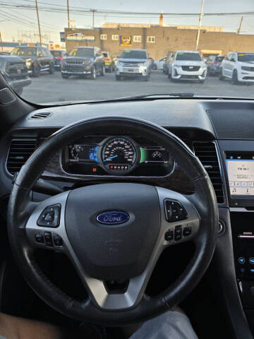 2017 Ford Taurus Limited