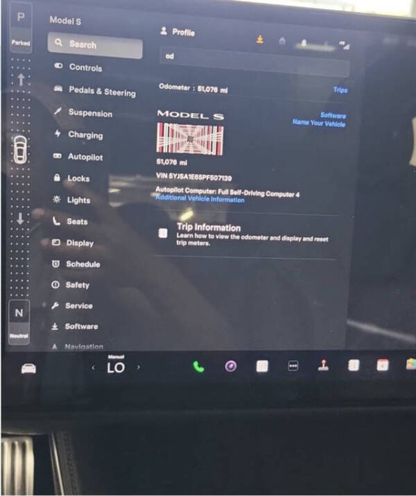 2023 Tesla Model S Plaid